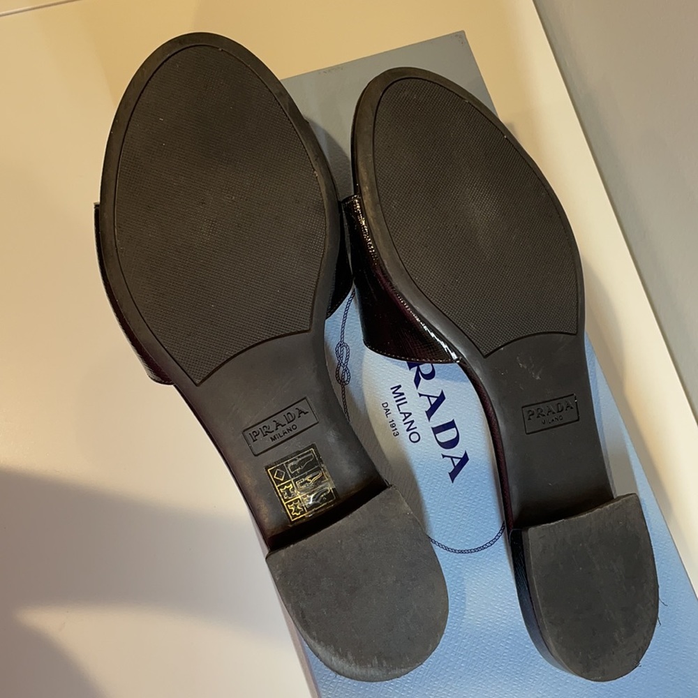 Prada black flat sandals - Picture 5 of 7